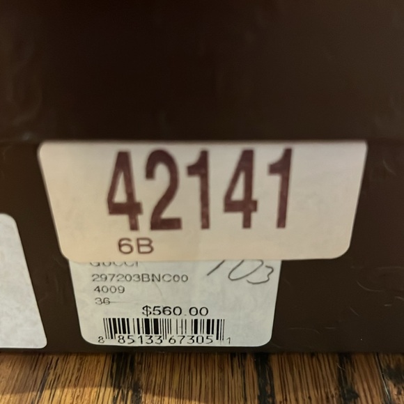 Gucci Vernice Crystal Peep Toe Platform Pump - Picture 9 of 12